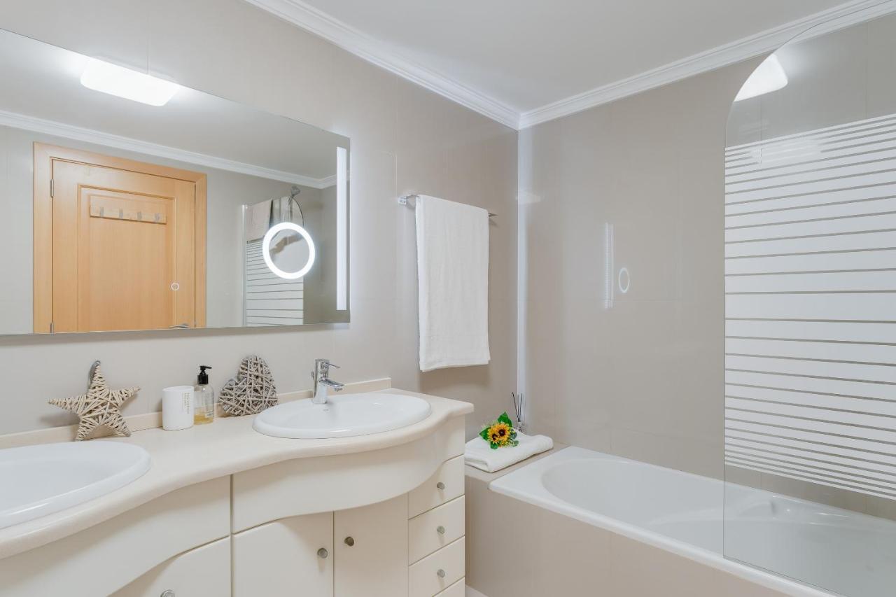 Sunny Beach Machico Apartment By Hr Madeira ภายนอก รูปภาพ