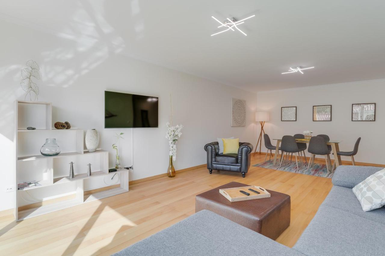 Sunny Beach Machico Apartment By Hr Madeira ภายนอก รูปภาพ